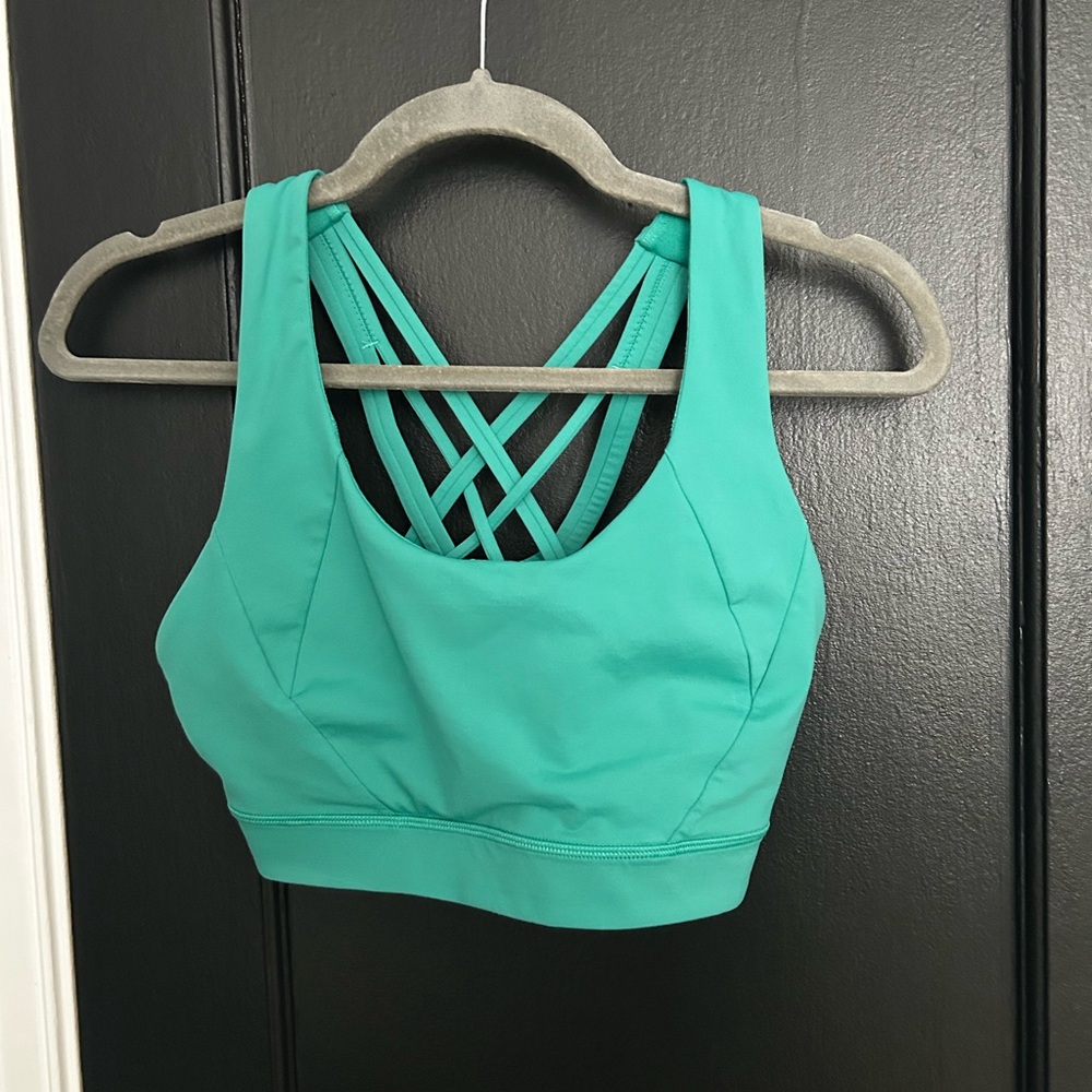 Lululemon Free to Be Elevated Sports Bra